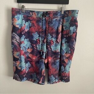 Tommy Bahama Swim Trunks Mens Size XL Red Floral Casual Beach Pool Summer Vacati